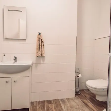 Centre - 1 With Shared Bathroom Affittacamere